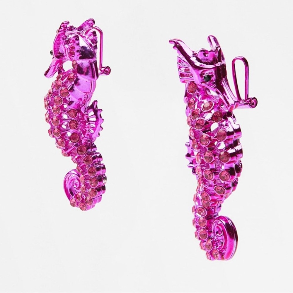 Zara Fuchsia Seahorse Earrings - NWT - Picture 6 of 6